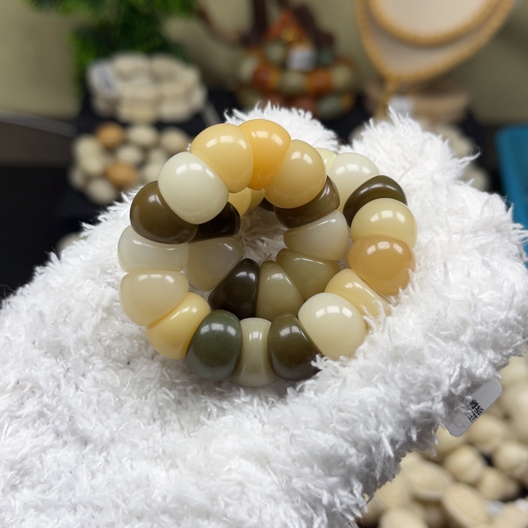 菩提根/象牙果吊坠1.22.58多宝山竹