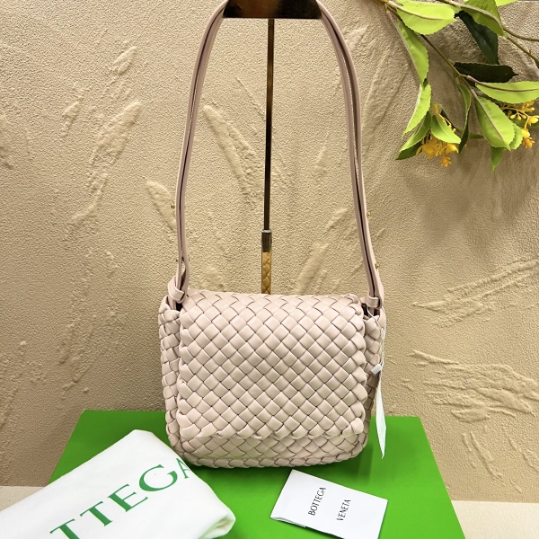 未使用/葆蝶家/包包/250929LL0009