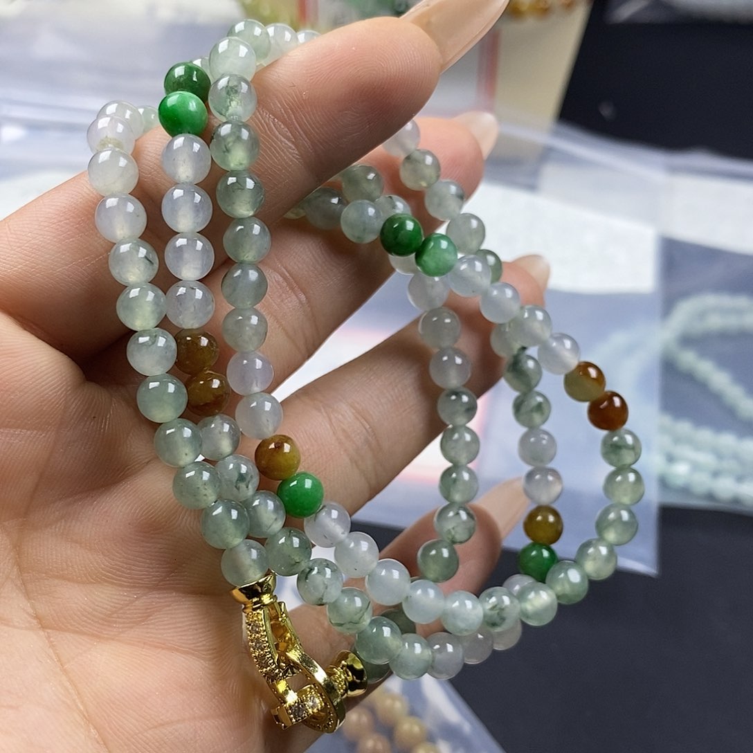 定制翡翠未镶嵌项链