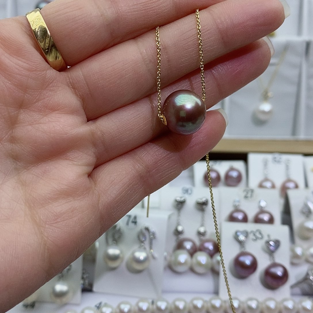 淡水珍珠吊坠(赠链)18K金镶嵌