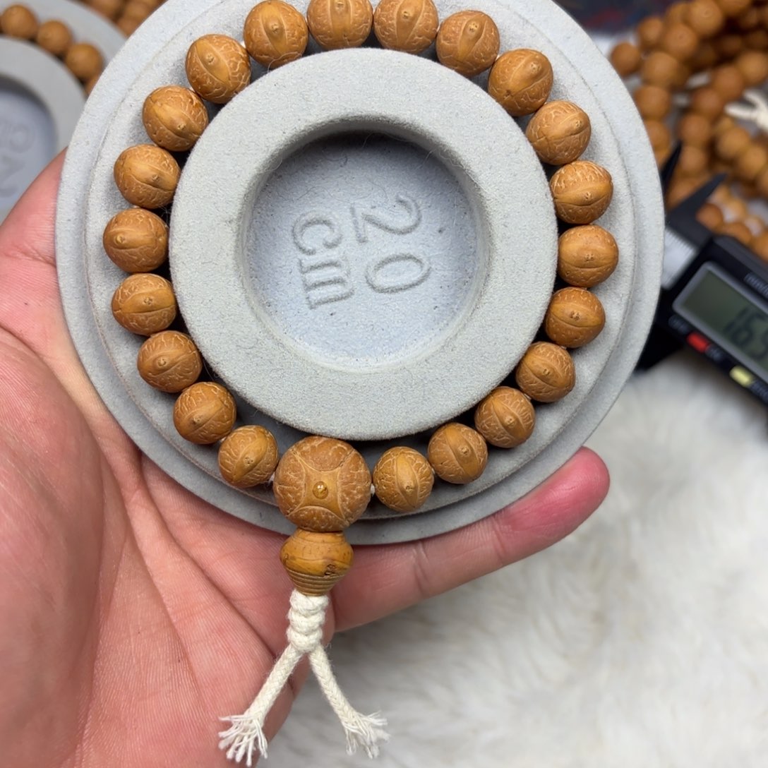 吊坠凤眼菩提11进10尺寸单圈头货25年尼泊尔