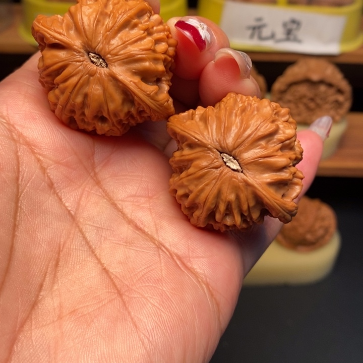 吊坠文玩核桃39全品山地磨红皮
