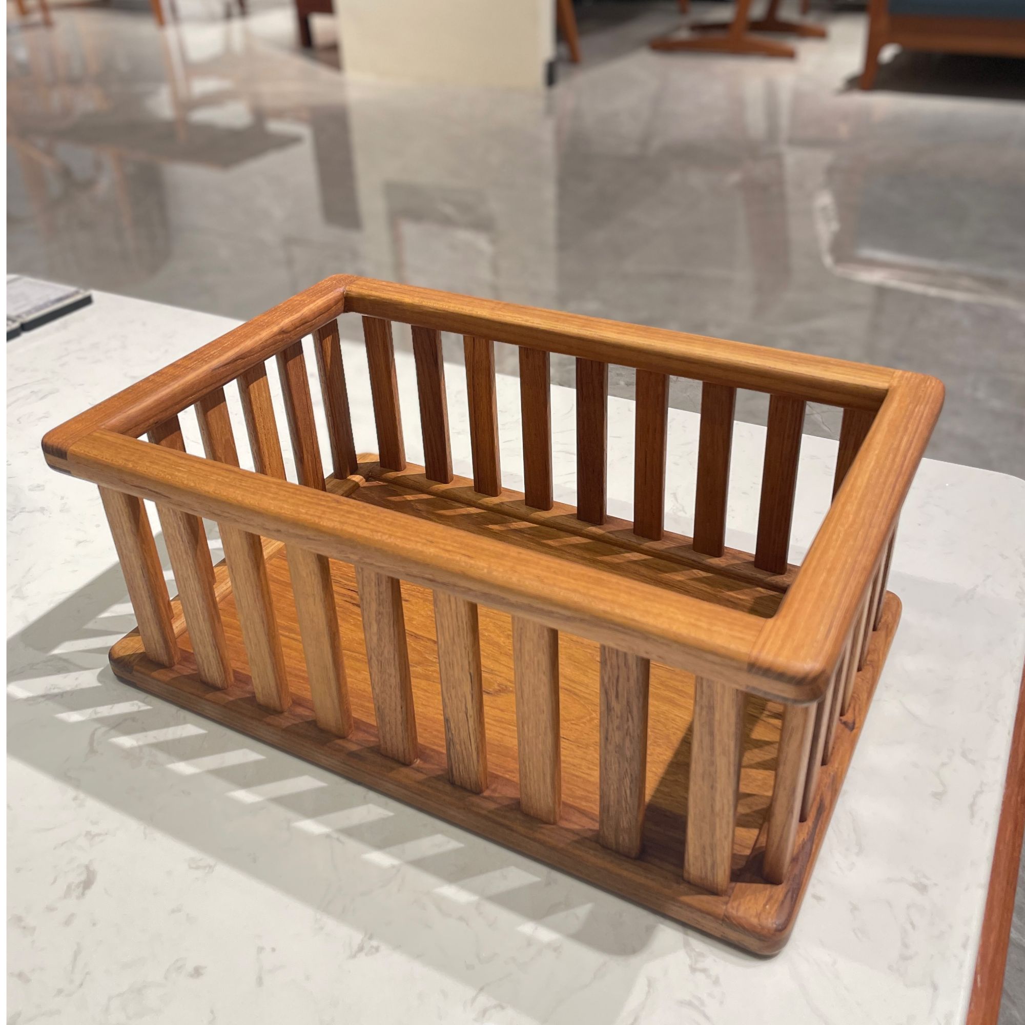 缅甸柚木栅栏家用收纳筐简约格栅篮子收纳筐400*255*260
