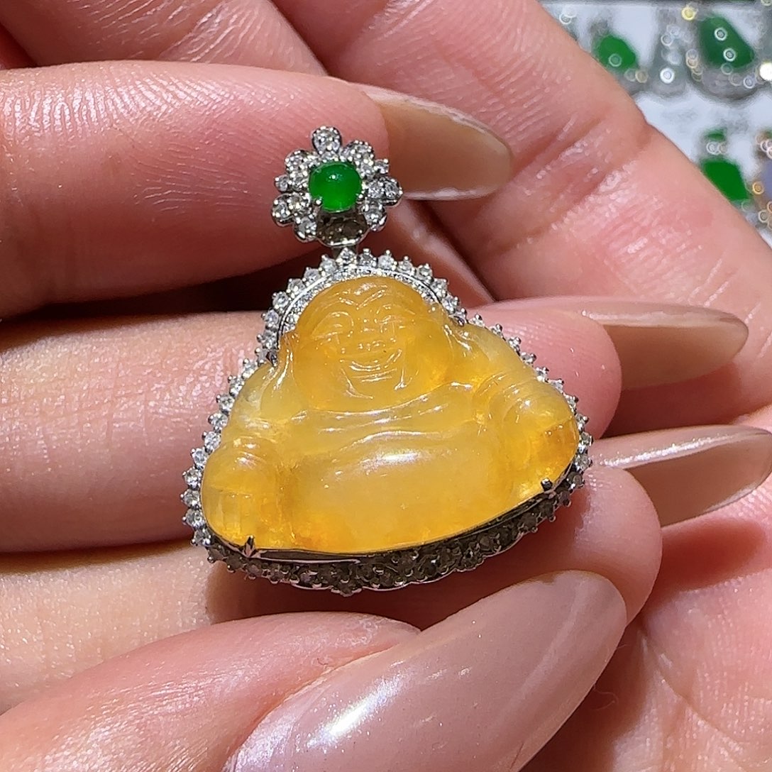【闪购商品】颈饰18K金镶嵌翡翠天然