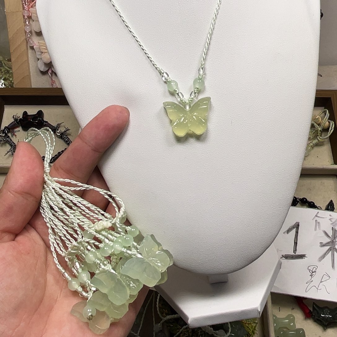 蛇纹石玉合金颈饰