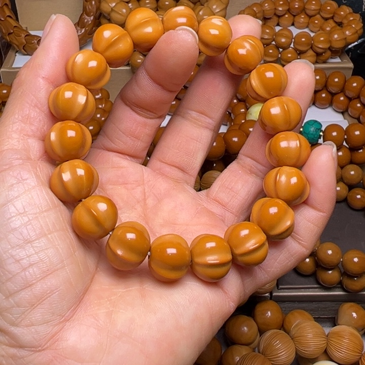 吊坠橄榄核聚宝盆