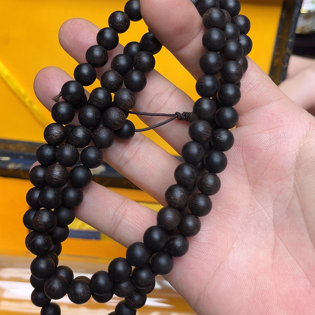 大叶紫檀（黑酸枝木类）