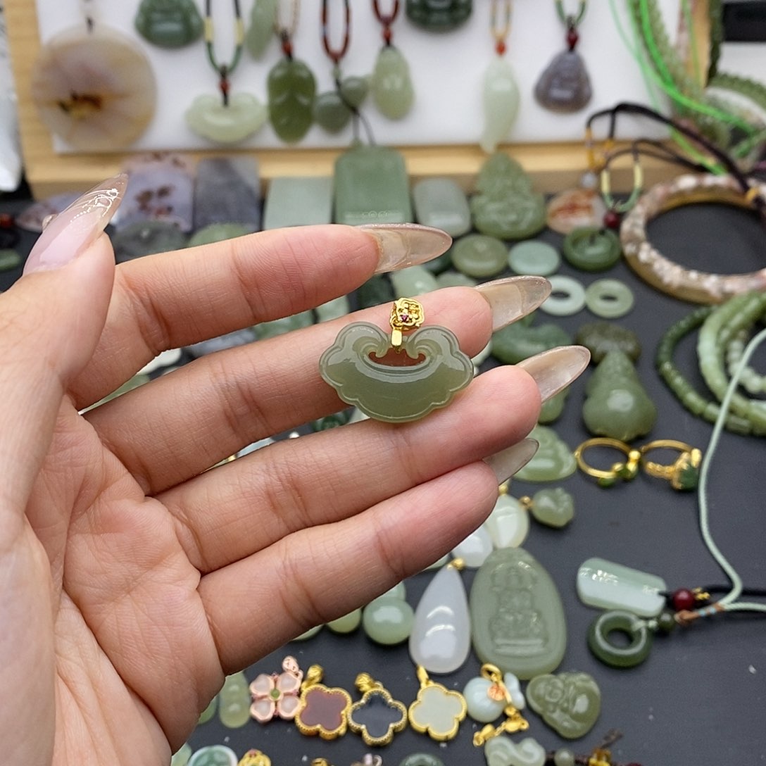 和田玉吊坠(不含链)银S925镶嵌