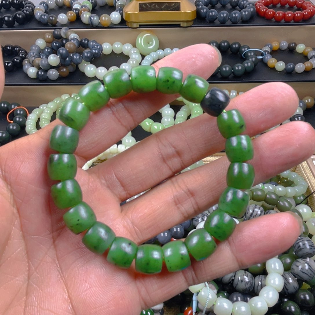 未镶嵌和田玉手串