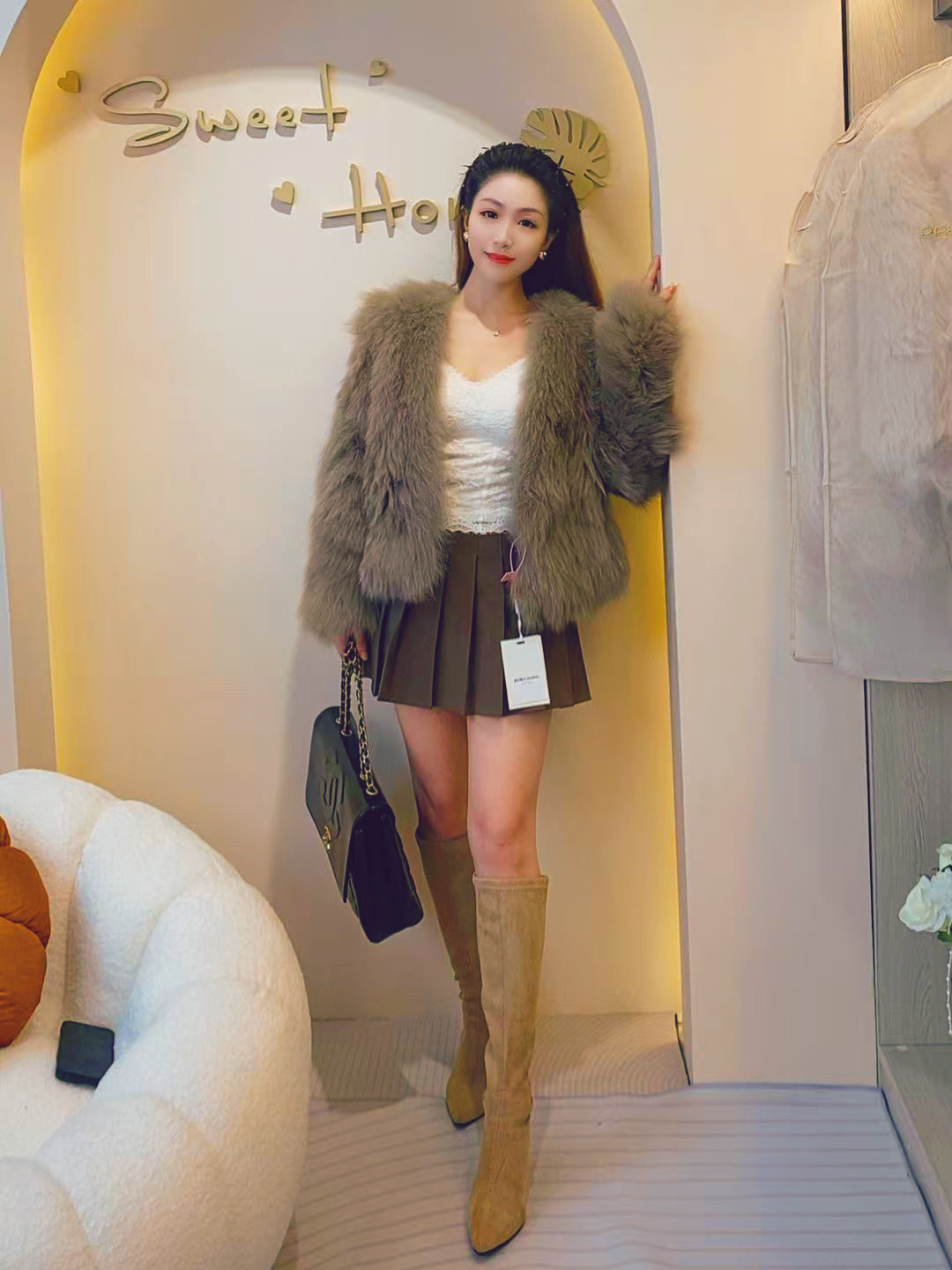 新品2025秋冬高档轻奢美拉德色系托斯卡纳短款保暖加棉外套上衣女