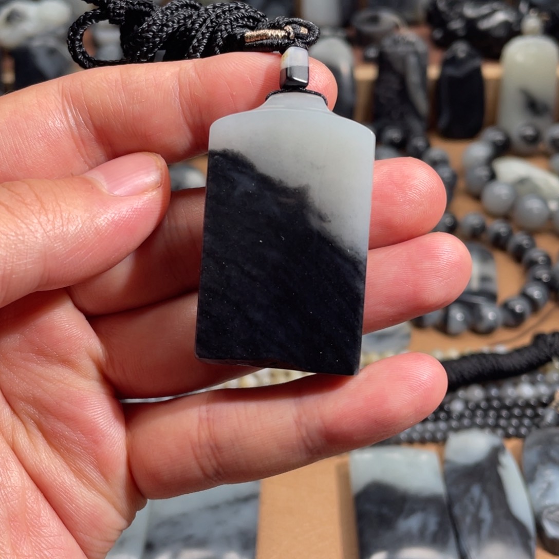 和田玉未镶嵌挂件