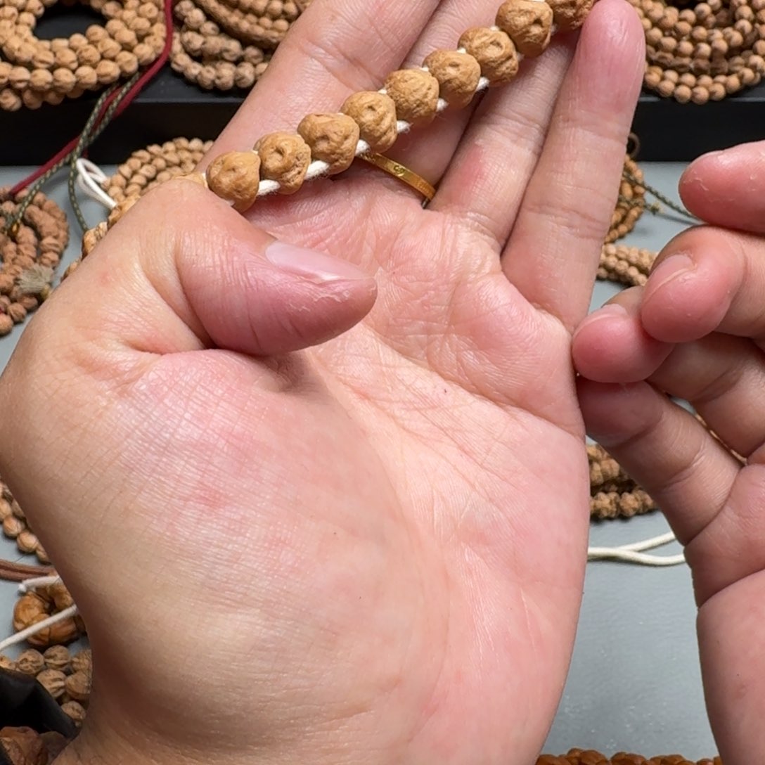 手串柏香籽/百香籽72