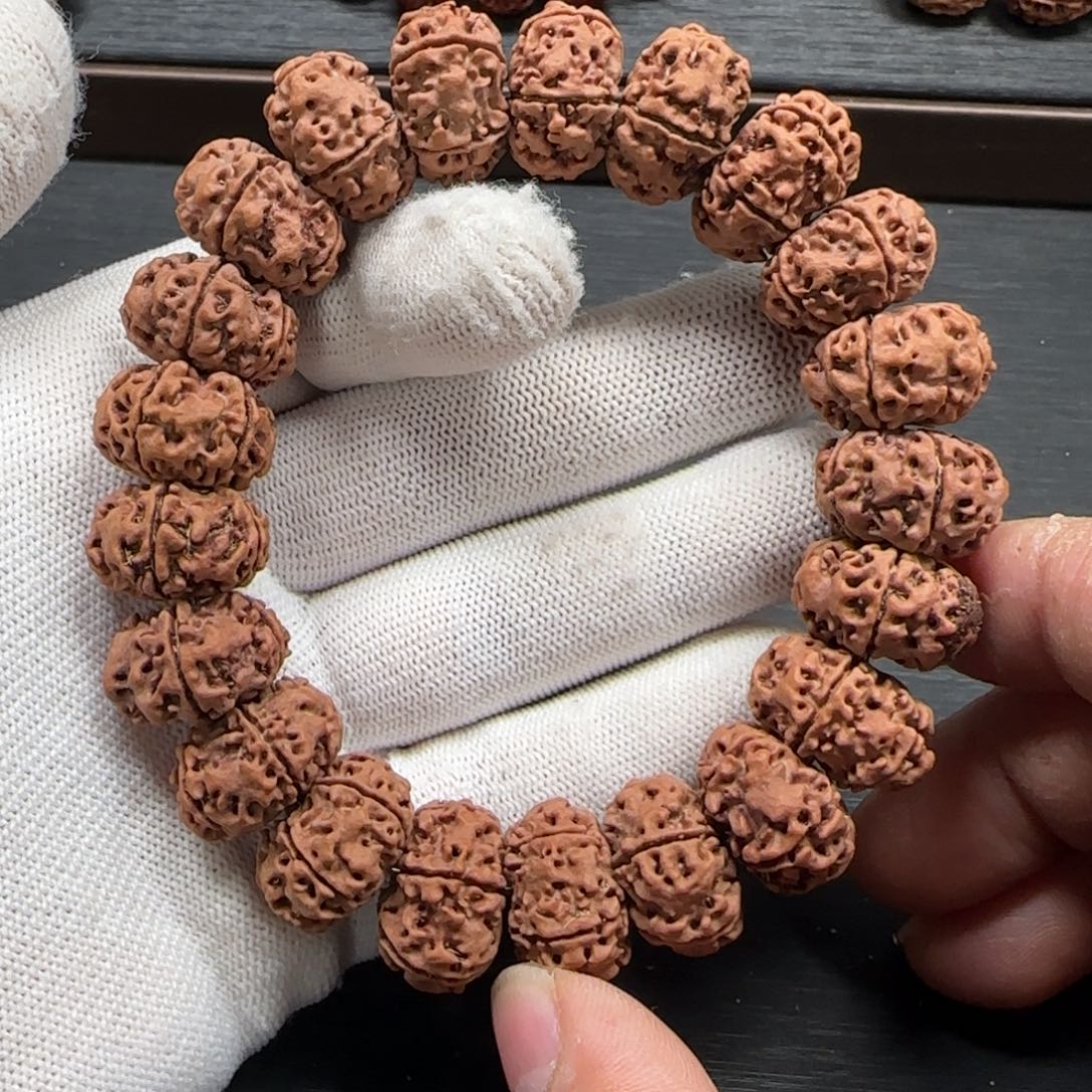 金刚菩提吊坠19mm天然纽扣（扇面）