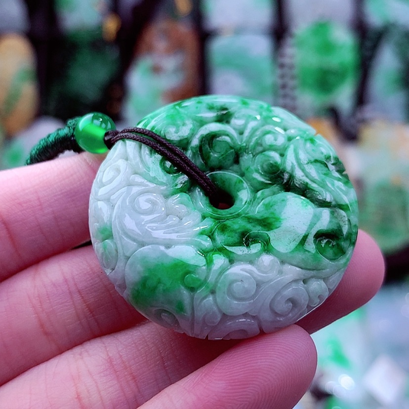 【闪购商品】翡翠颈饰未镶嵌挂件