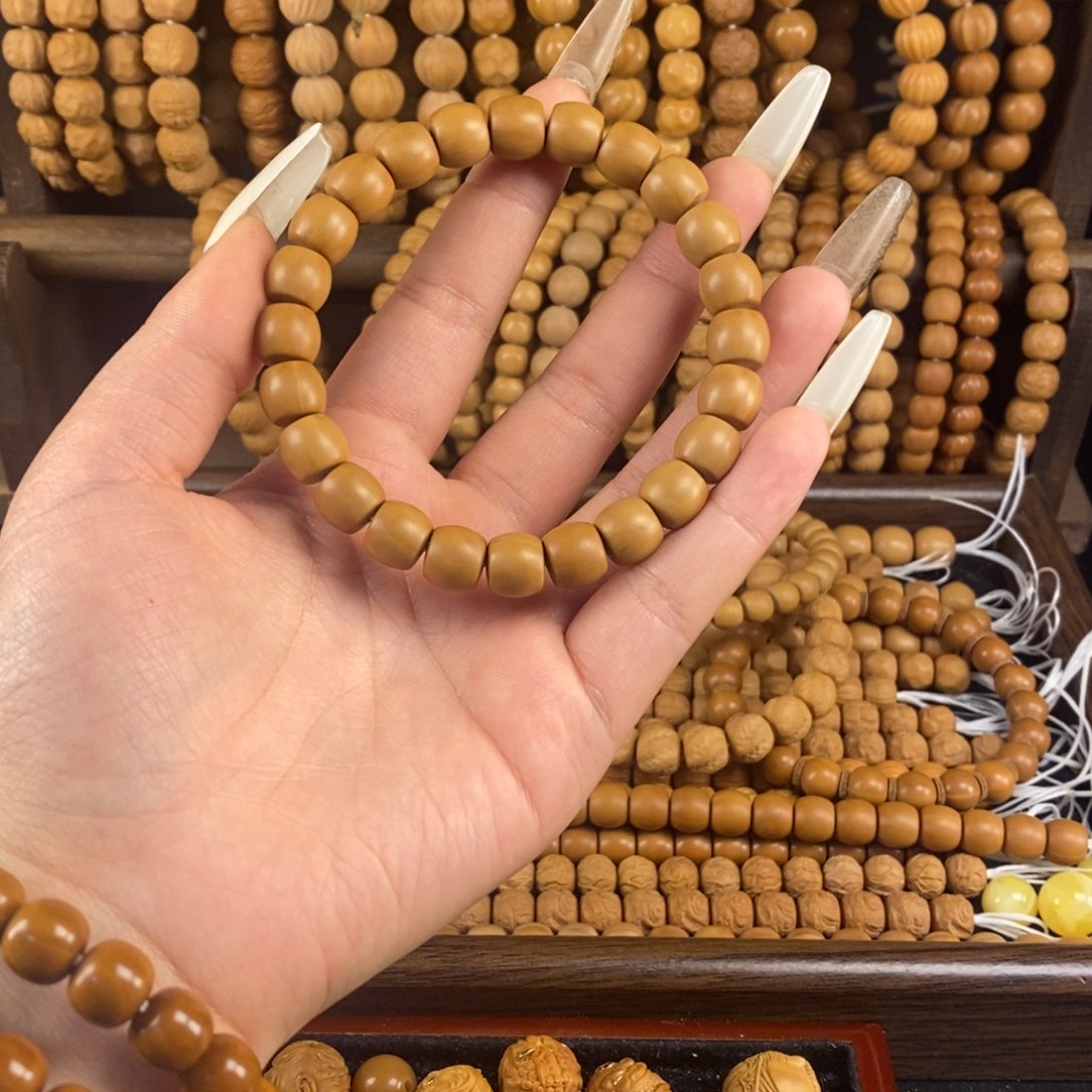 出***.猴头核桃2等品直切