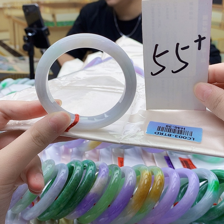 翡翠未镶嵌手镯nn