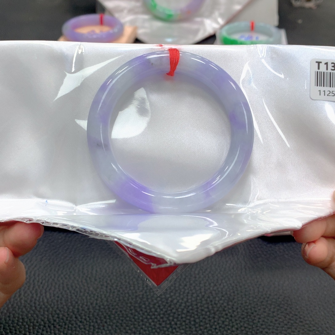 翡翠未镶嵌手镯4号