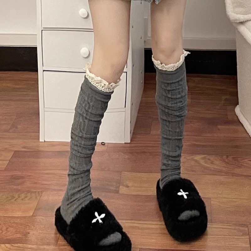 袜子女ins秋冬性感蕾丝长筒灰色小腿袜简约针织竖条纯欲风显瘦袜