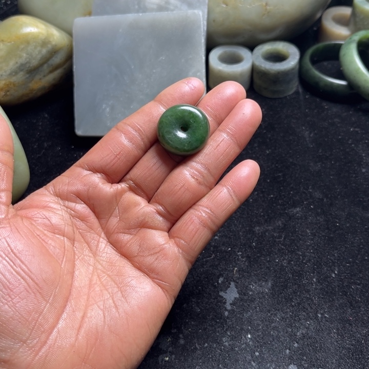 和田玉（糖玉）未镶嵌珠宝半成品