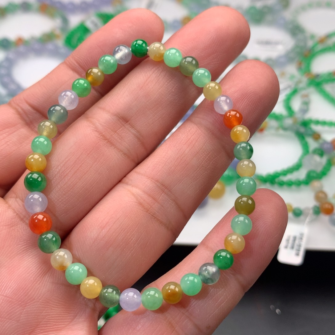 翡翠手链未镶嵌翡翠