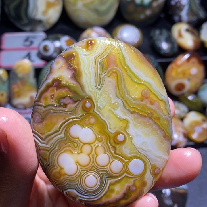 玛瑙/玉髓未镶嵌珠宝奇石117