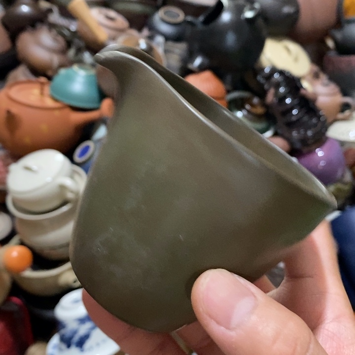 瓷片荷花的小尾巴都要带