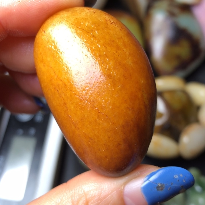 和田玉未镶嵌珠宝奇石