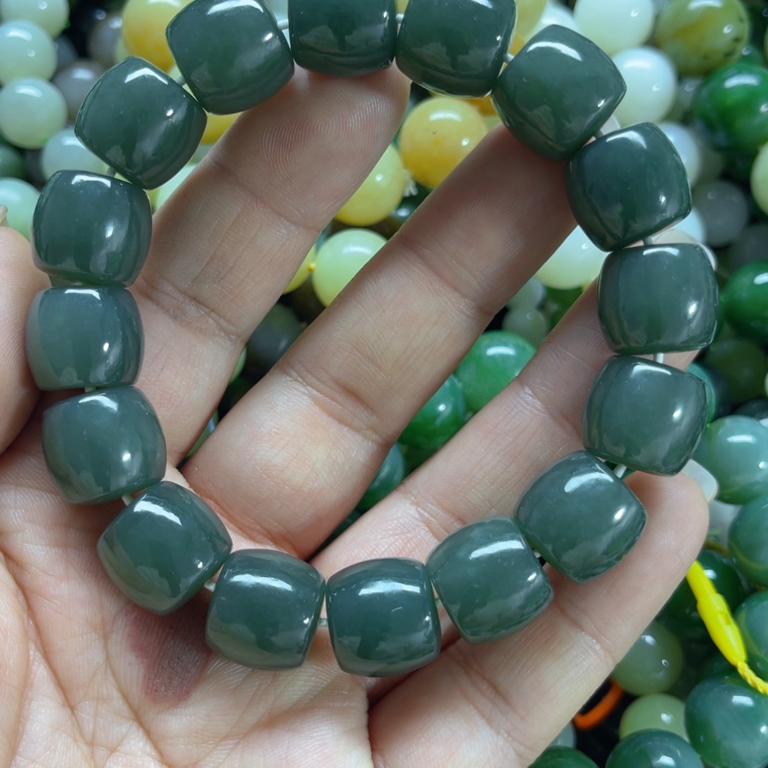 和田玉手链未镶嵌