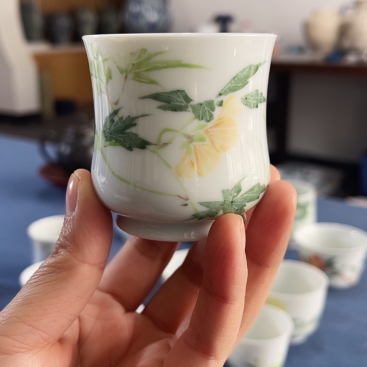 陶瓷杯子王有刚画新彩杯