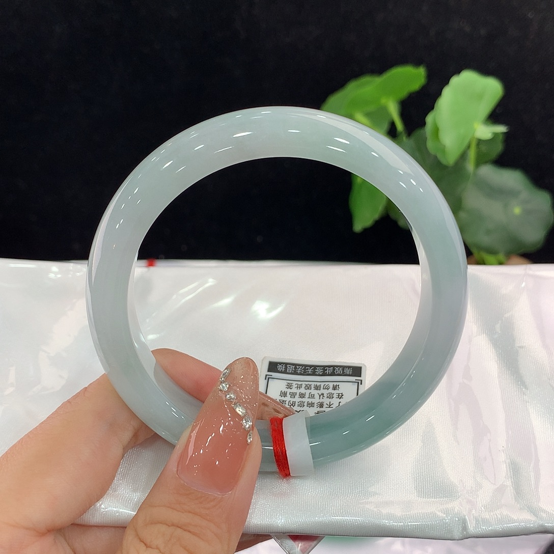 翡翠手镯未镶嵌正59