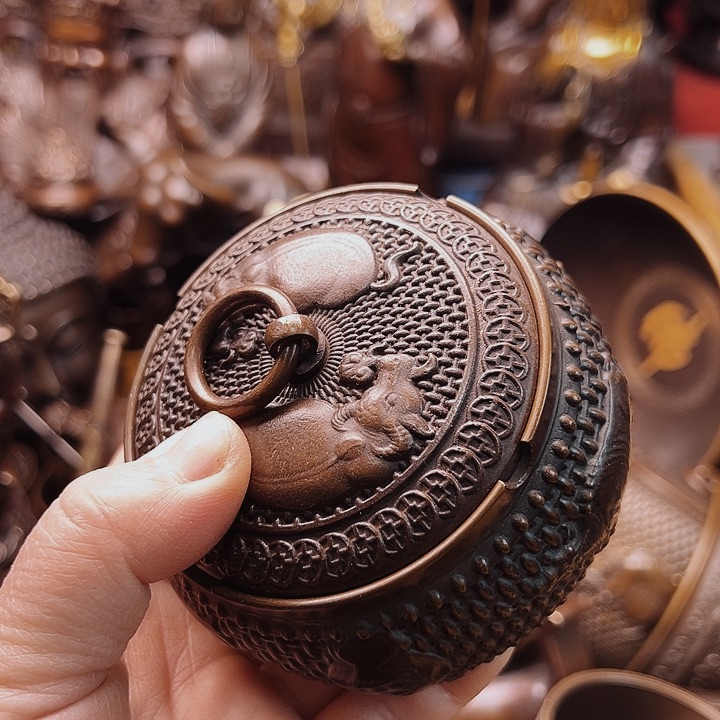 铜1223667789867889767889