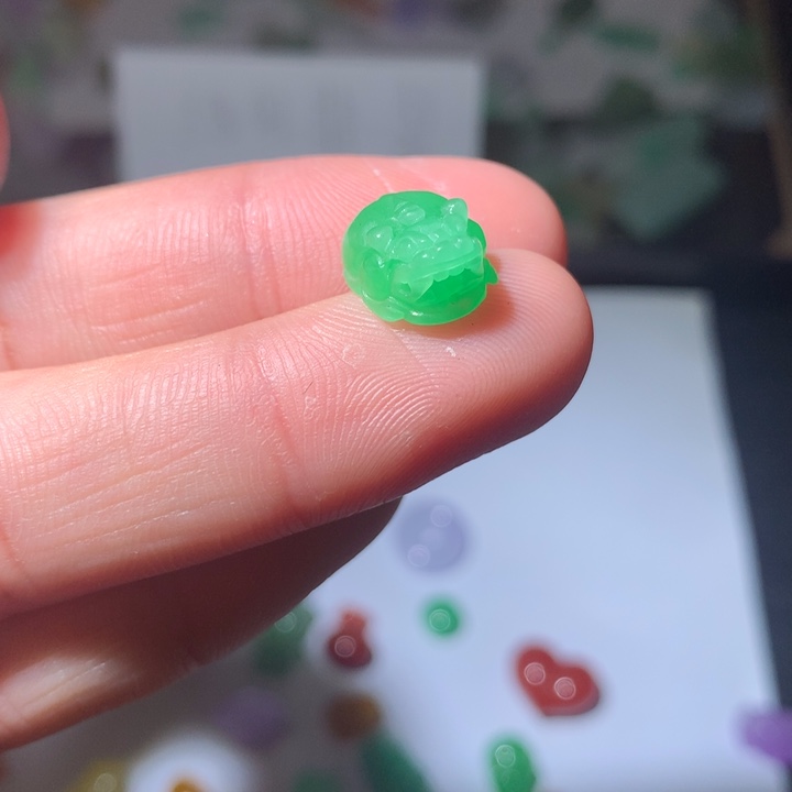 _***好翡翠未镶嵌颈饰挂件