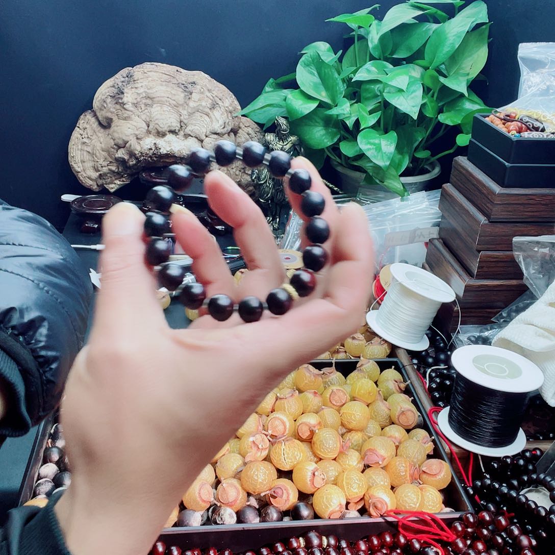 桃核吊坠飘红子11+尺寸，近圆籽