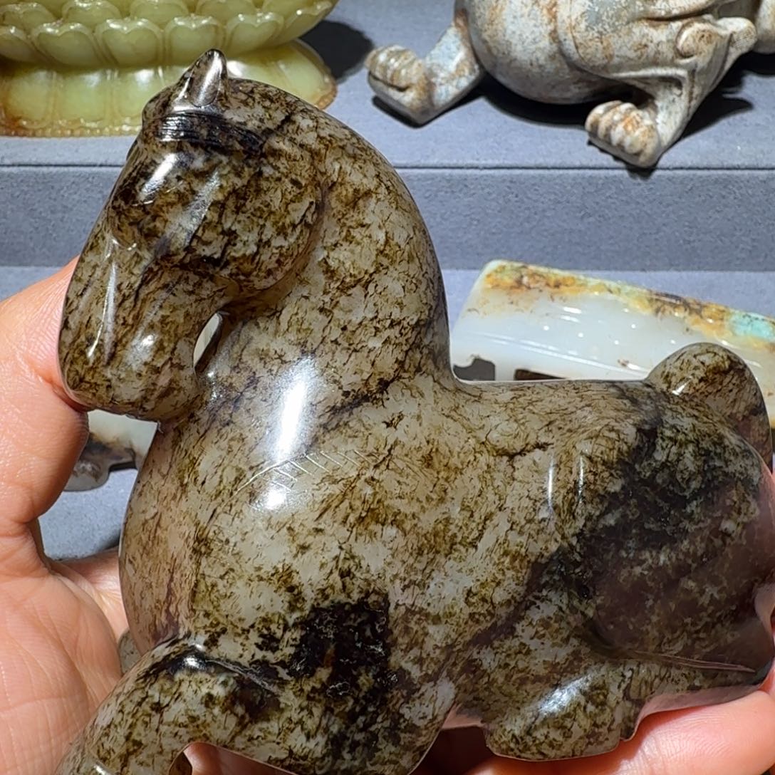 用***7和田玉未镶嵌挂件