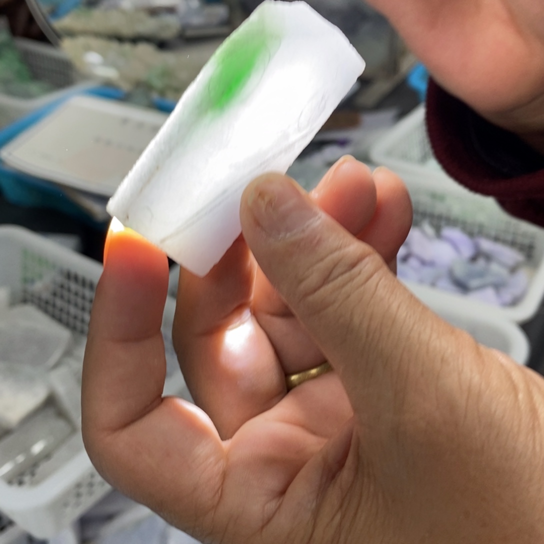 定制翡翠未镶嵌       