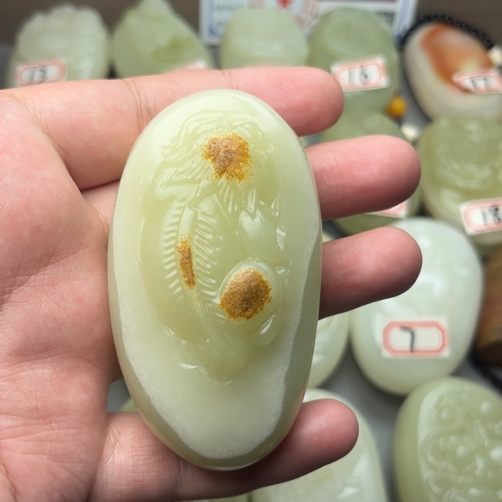 石材方解石手把件