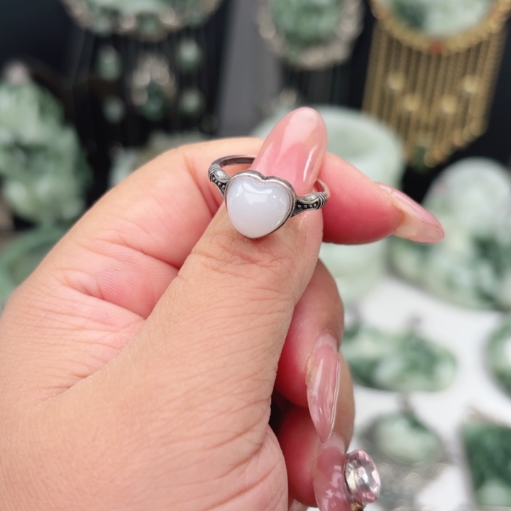 透闪石-蛇纹石玉银S925镶嵌戒指