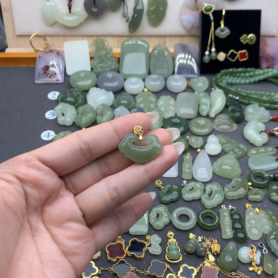 和田玉吊坠(不含链)银S925镶嵌