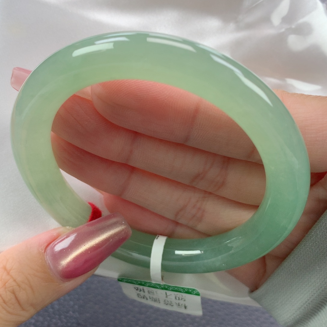 翡翠手镯未镶嵌缅甸天然翡翠A货53.9