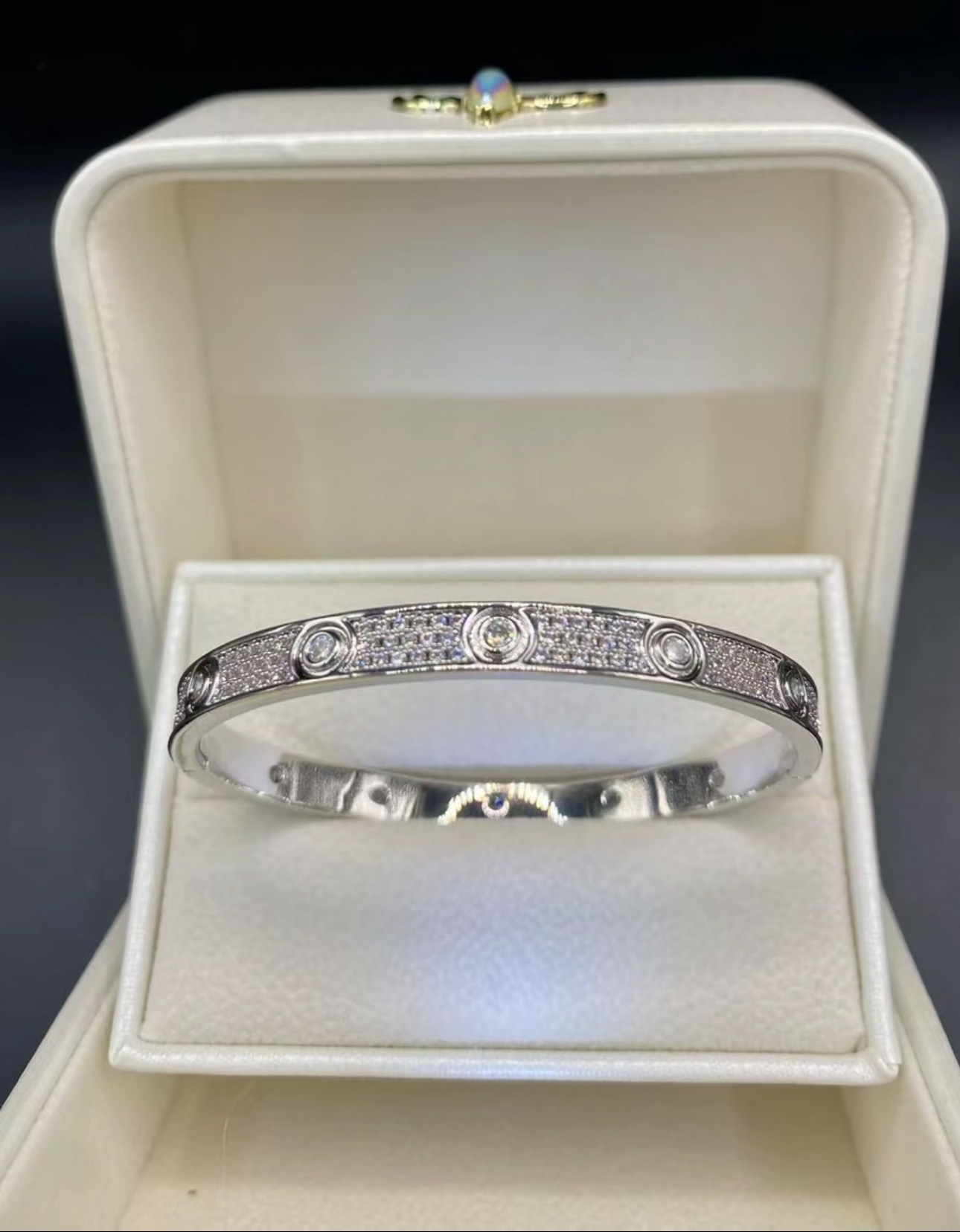 炫璨高奢 炫璨高奢卡家满天星手镯镶钻轻奢