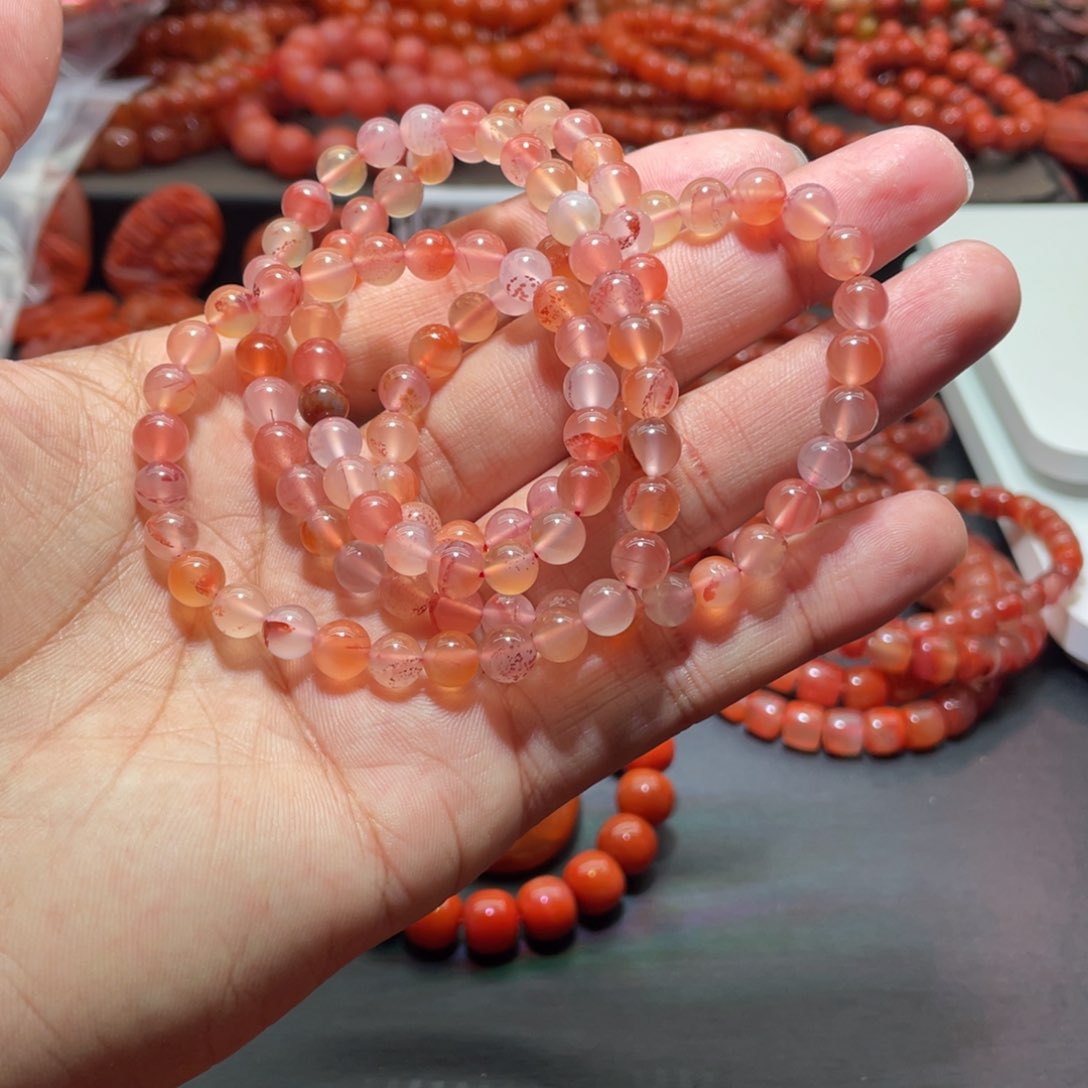 南红玛瑙手链未镶嵌