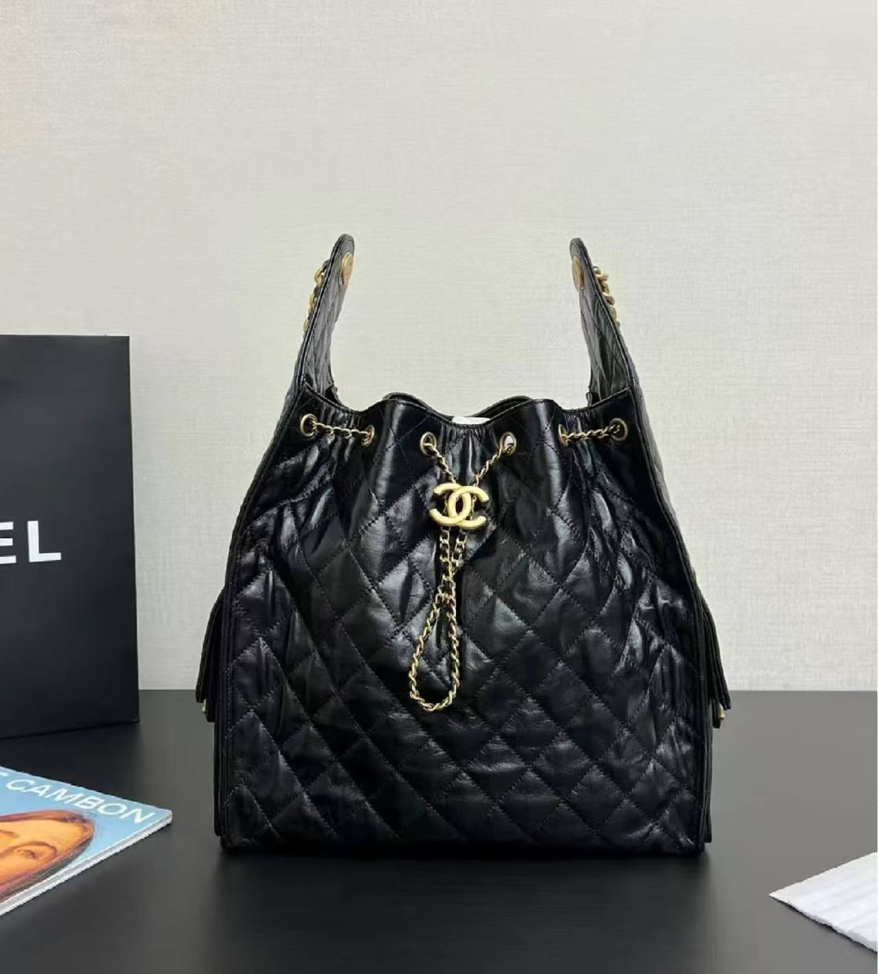 未使用 Chanel/香奈儿 多多奢品/香奈儿25bag 油蜡皮中号 /未使用
