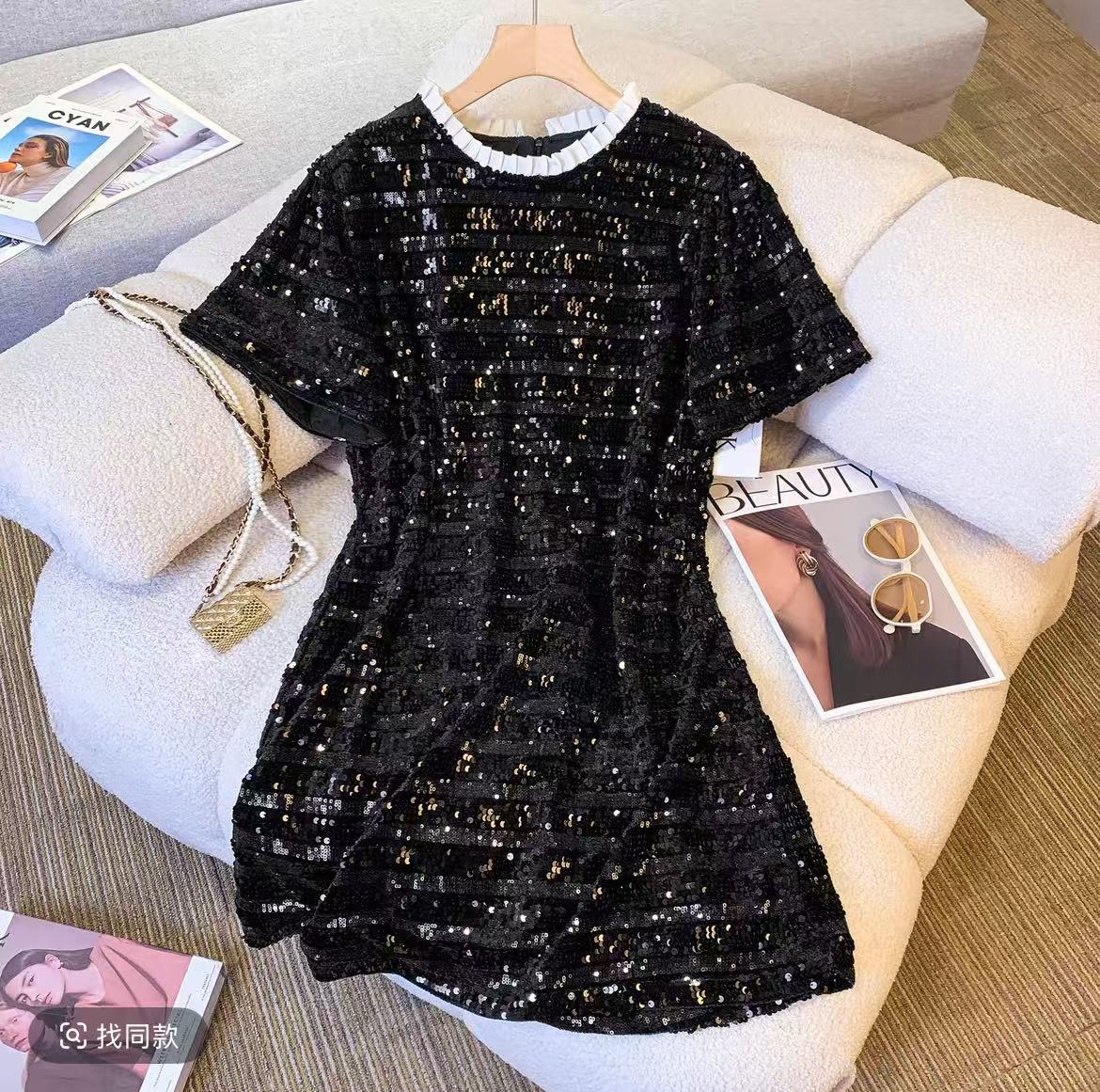 【7825】女夏款港式百搭设计感轻熟风圆领荷叶边亮片直筒连衣裙