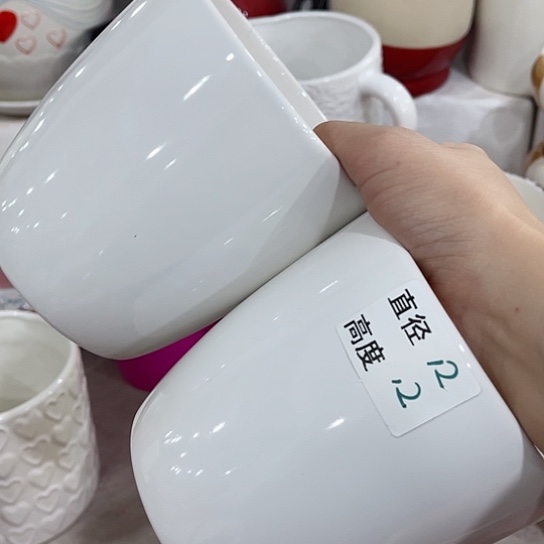 多肉绿植陶瓷花盆9.9包邮，有孔