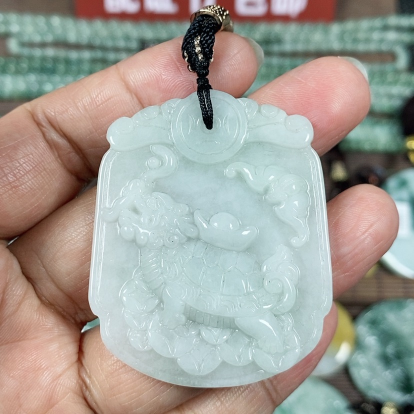 【闪购商品】翡翠颈饰未镶嵌玉吊坠翡翠玉龙龟牌