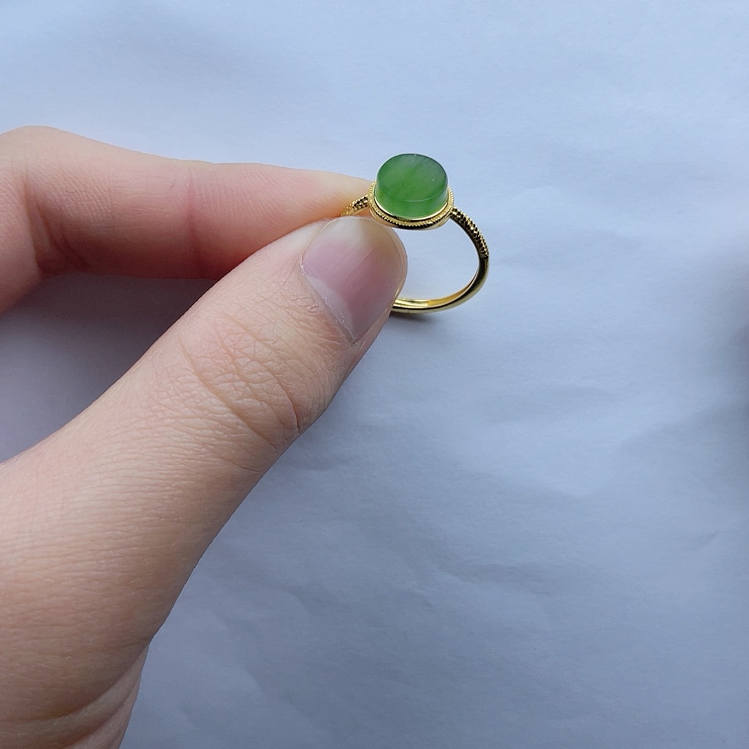 和田玉戒指。k k。银S925镶嵌