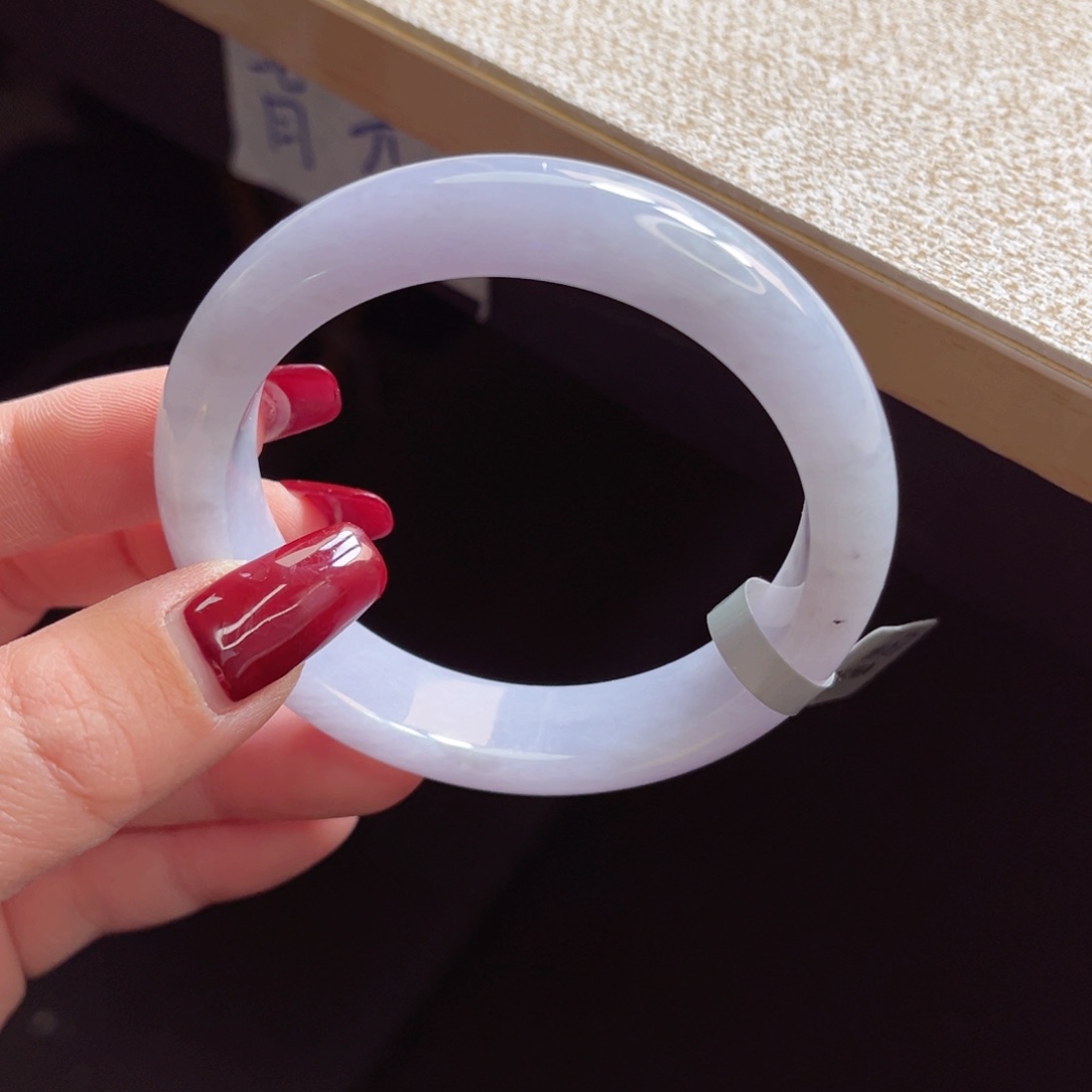 翡翠手镯未镶嵌手镯