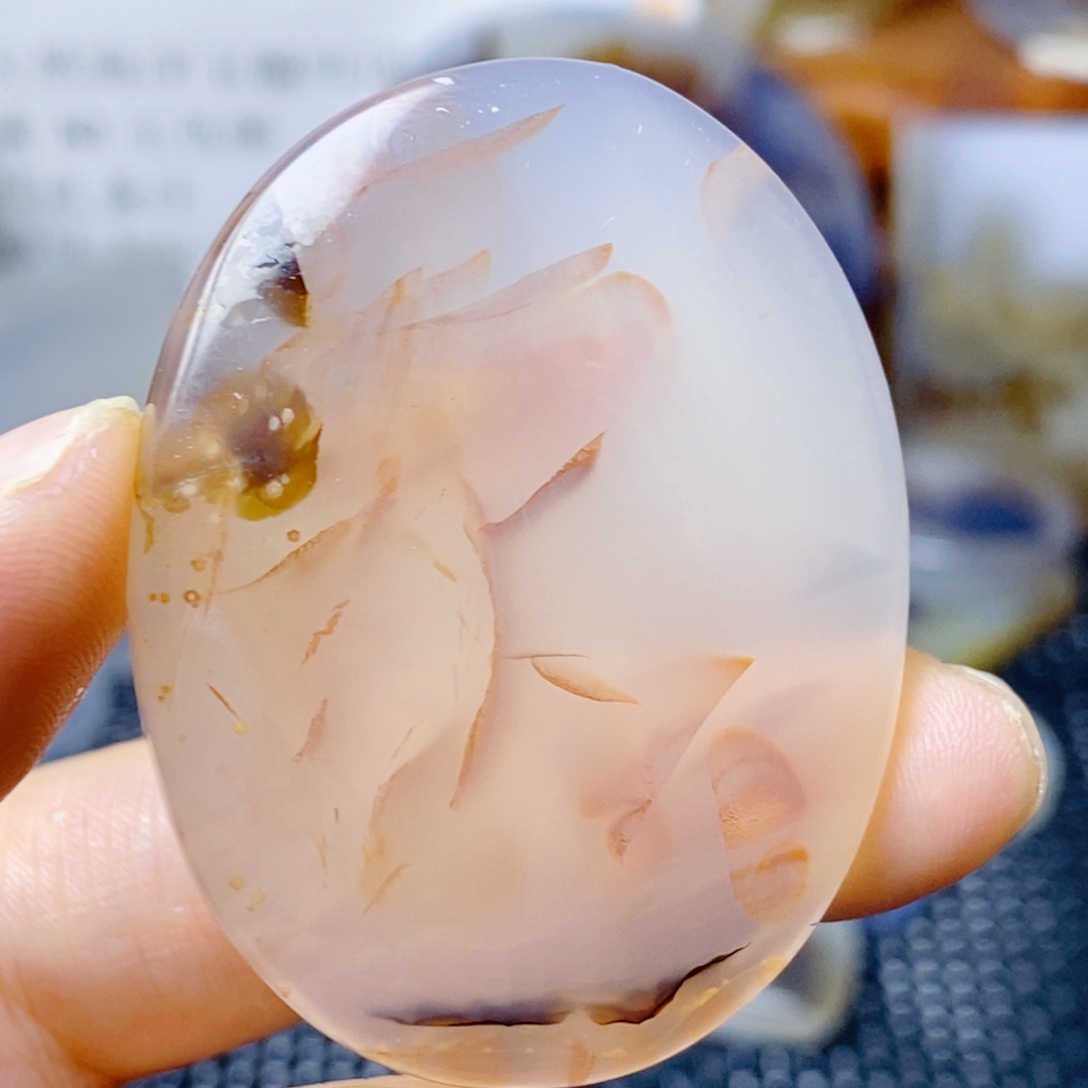玛瑙/玉髓未镶嵌珠宝奇石