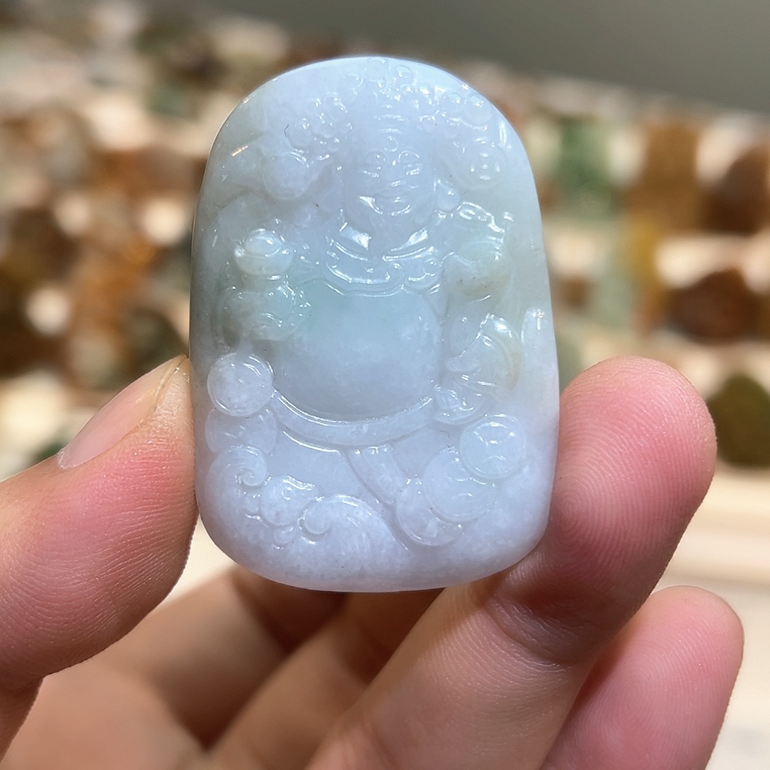 颈饰未镶嵌翡翠挂件
