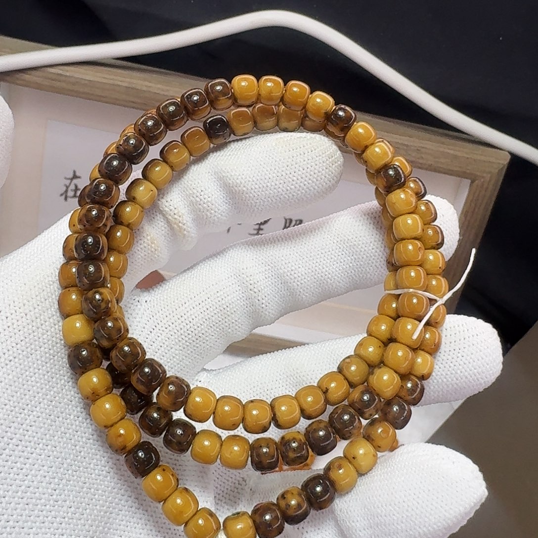 吊坠星月菩提6绿背河豚通体